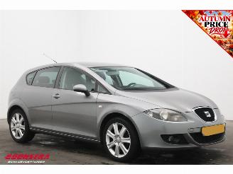 Seat Leon 1.6 Stylance Cruise Clima Bluetooth PDC Org.NL + NAP picture 2