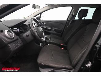 Renault Clio Estate 0.9 TCe Night en Day Airco Cruise PDC LED picture 14