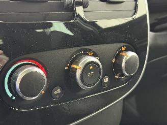 Renault Clio Estate 1.5 dCi Night&Day Navi picture 9