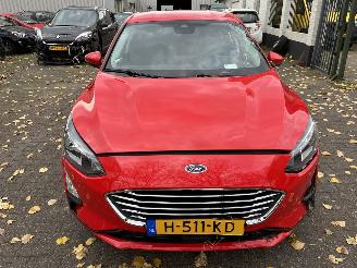 Ford Focus 1.0 Ecoboost Titanium Business  5 Drs picture 2