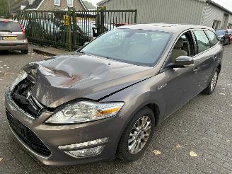 skadebil overig Ford Mondeo 2.0 TDCI  Automaat Stationcar 2012/1