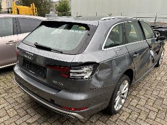 Audi A4 Avant  35 TDI Automaat picture 7