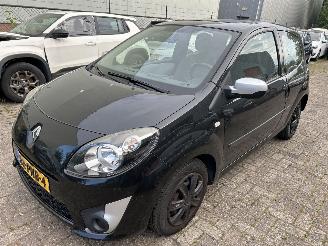 krockskadad bil auto Renault Twingo 1.2-16V Authentique 2011/2