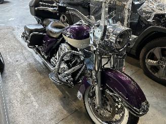 skadebil motor Harley-Davidson Road King FLHRC 2009/3