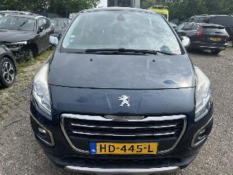 Peugeot 3008 Style  1.2 picture 2