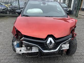 Renault Captur 1.2 TCe X Mod   Automaat-Leer picture 2