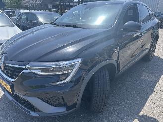 krockskadad bil auto Renault Arkana E-Tech Hybrid   Automaat  R.S  Line 2022/10