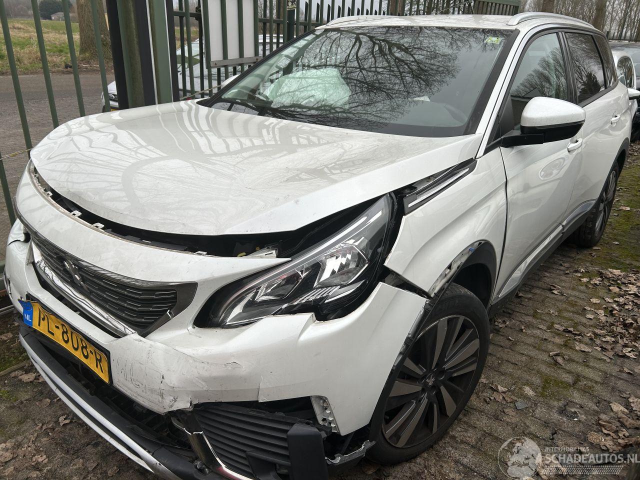 Peugeot 5008 1.2 PureTech Allure