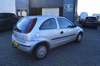 Opel Corsa 1.2 16V TWINPORT 3 DEURS picture 4