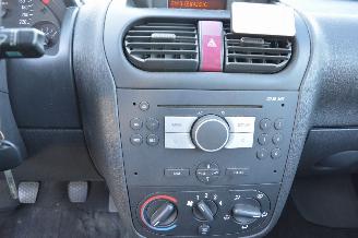 Opel Corsa 1.2 16V TWINPORT 3 DEURS picture 11