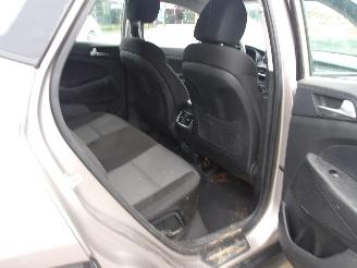 Hyundai Tucson 1.6 CRDI SLE picture 12