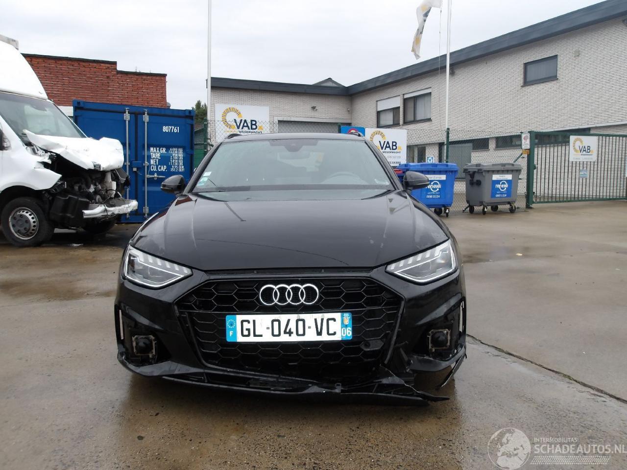 Audi A4 S-LINE