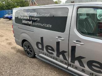 Peugeot Expert Expert (V1/VA/VB/VE/VF/VT/VY), Van, 2016 2.0 Blue HDi 180 16V picture 30