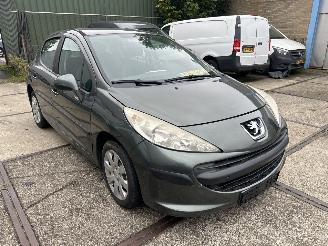 Unfallwagen Peugeot 207 1.4 VTI COOL N BLEU 2008/2