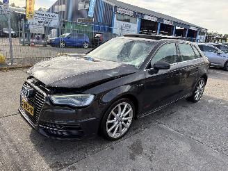 damaged passenger cars Audi A3 1.4 E-Tron 110KW Autom. Pano Clima Navi Led S-Line NAP 2015/5