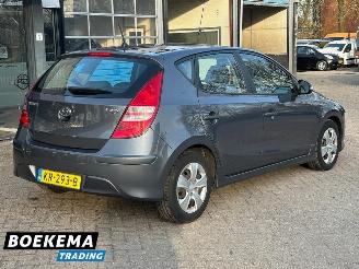 Hyundai I-30 1.4i i-Motion Business Climate Stoelverw. picture 2