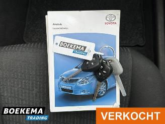 Toyota Avensis 2.0 VVTi Dynamic Automaat Navigatie Clima Cruise picture 24