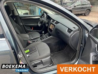 Skoda Octavia 1.0 TSI Business Ed Navigatie Canton Stoelverw. Climate Cruise PDC picture 19