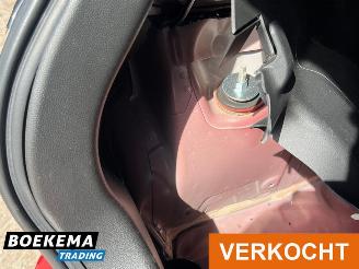 Suzuki Swift 1.2 Select Smart Hybrid Navigatie Airco Cruise Stoelverw. picture 10