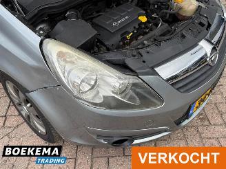 Opel Corsa 1.2-16V '111' Edition Automaat Airco Cruise picture 8