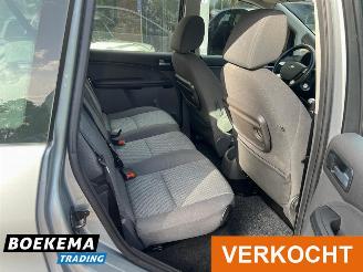 Ford Focus C-Max 1.8 125PK Airco Cruise PDC trekhaak picture 15