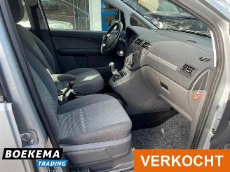 Ford Focus C-Max 1.8 125PK Airco Cruise PDC trekhaak picture 16