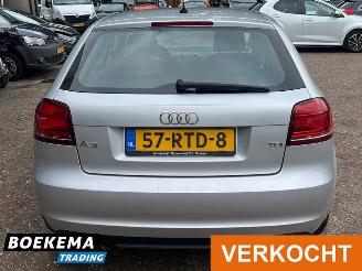 Audi A3 1.6 TDI Attraction Navigatie Cruise Climate picture 6