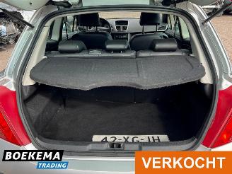 Peugeot 207 1.6-16V T 150PK Féline Leder Glazen dak Climate Cruise PDC Trekh. picture 10