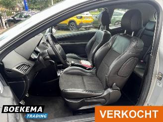Peugeot 207 1.6-16V T 150PK Féline Leder Glazen dak Climate Cruise PDC Trekh. picture 8