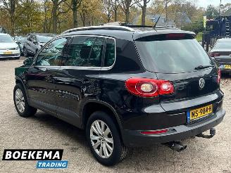 Volkswagen Tiguan 2.0 TDI Comfort&Design Pano Stoelverw. Cruise Climate PDC Trekh. picture 3