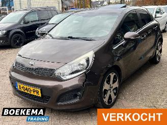 Kia Rio 1.4 CVVT 110PK Super Pack Leer Open-Dak Navigatie Stoelverw picture 4