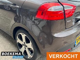 Kia Rio 1.4 CVVT 110PK Super Pack Leer Open-Dak Navigatie Stoelverw picture 15
