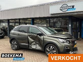 skadebil auto Peugeot 3008 1.2 PureTech Premium Keyless Virtual Navi Camera PDC 2020/2