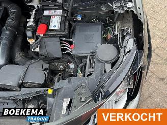 Peugeot 3008 1.2 PureTech Premium Keyless Virtual Navi Camera PDC picture 16