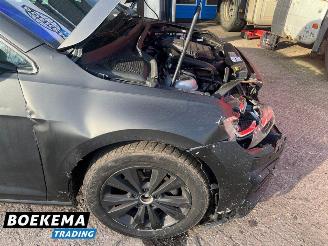 Volkswagen Golf 1.0 TSI R-Line DSG Navigatie Climate Cruise picture 7