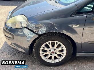 Fiat Punto Evo 1.3 M-Jet Dynamic Navi Climate Cruise picture 6