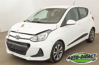 skadebil auto Hyundai I-10 1.2i  77.028 km 2018/6
