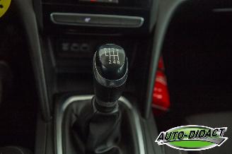 Renault Mégane Estate 1.0 Clima Navi TCe Zen Versnellingsbak probleem picture 10