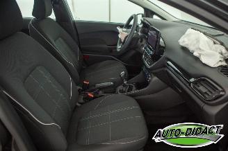 Ford Fiesta 1.0 73KW  82.494 km Airco Navi picture 18