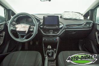 Ford Fiesta 1.0 73KW  82.494 km Airco Navi picture 22