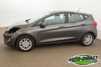 Ford Fiesta 1.0 73KW  82.494 km Airco Navi picture 33