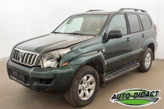 damaged commercial vehicles Toyota Landcruiser 3.0 D-4D Navi 2005/4