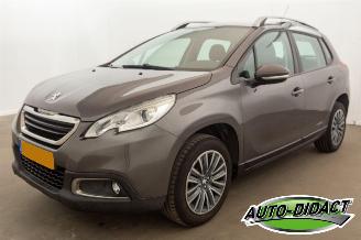 Coche accidentado Peugeot 2008 1.6 VTi Airco Navi Active 2014/6