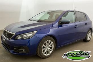 Coche accidentado Peugeot 308 1.2 Style Clima Navi 2018/6