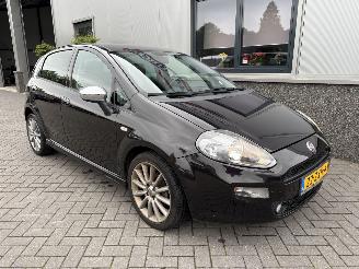 krockskadad bil motor Fiat Punto Evo 0.9 TwinAir Sport 2013/2