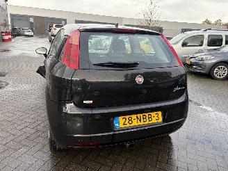 Fiat Grande Punto 1.4 16V Dynamic picture 10