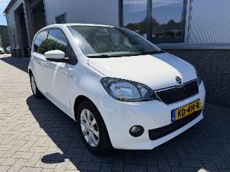 krockskadad bil auto Skoda Citigo 1.0 GreenTech Fresh 2016/12