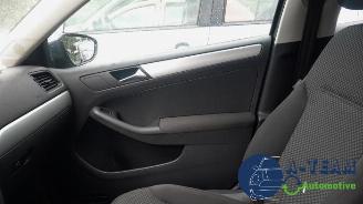 Volkswagen Jetta Jetta IV (162/16A), Sedan, 2010 / 2017 1.2 TSI picture 28