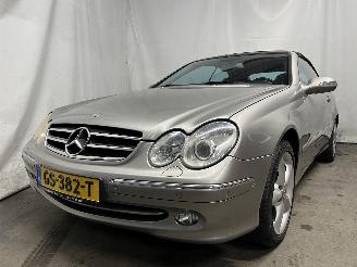 Voiture accidenté Mercedes CLK CLK (R209) Cabrio 1.8 200 K 16V (M271.940) [120kW]  (02-2003/03-2010) 2005/6