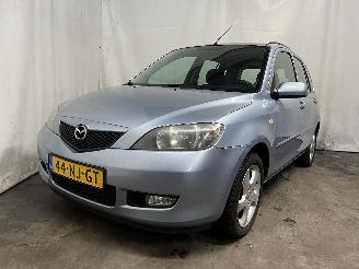 Coche accidentado Mazda 2 2 (NB/NC/ND/NE) Hatchback 1.4 16V (FXJA) [58kW]  (04-2003/06-2007) 2003/10